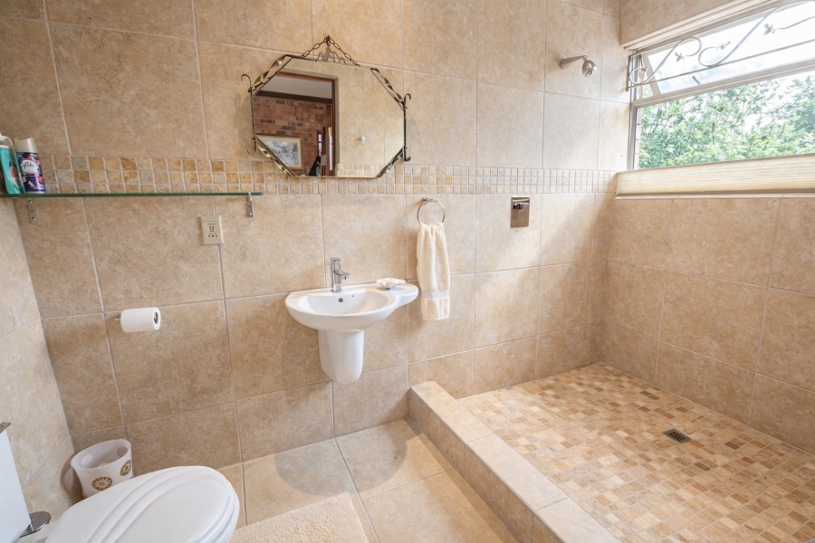 3 Bedroom Property for Sale in Wilderness Central Western Cape